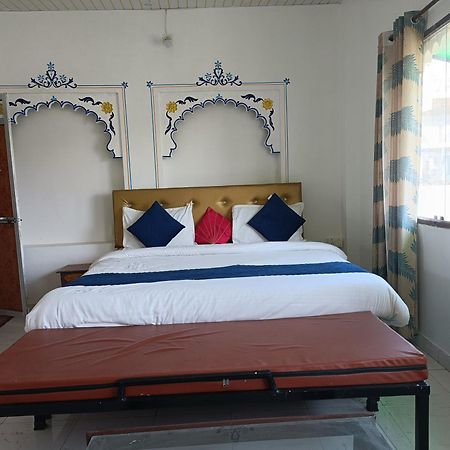 The Hostel Crown Udajpur Pokoj fotografie